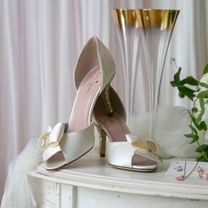 Kate Spade Sala / Sela Gold Glitter Heel